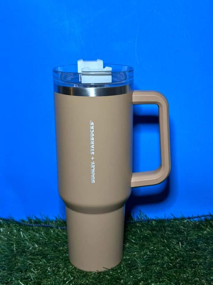 Stanley Starbucks Philippines - Carnation, Navy, Caramel, & Berry